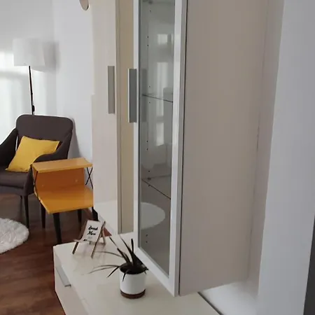 Maison H Apartment *